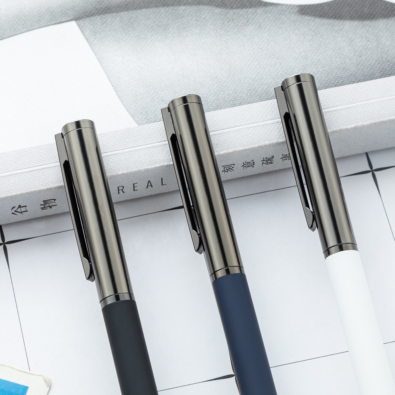 Creative office stationery business gifts Ballpoint pen can print logo Metal ballpoint pen twist ball pen